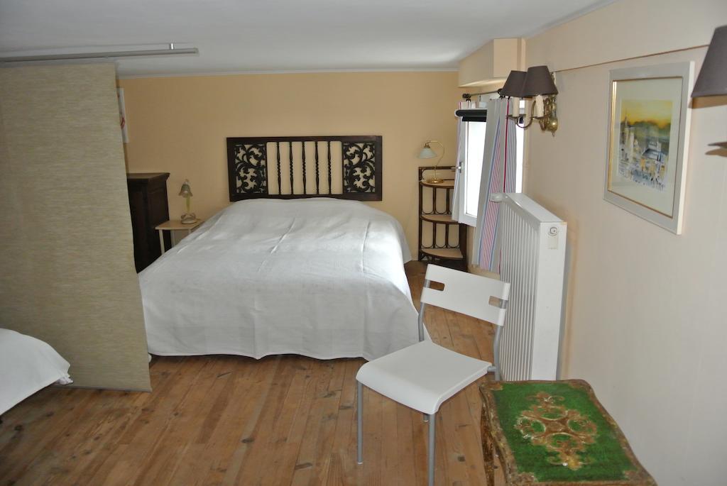 Appartamento En Avignon 30133 Les Angles Les Angles  Camera foto